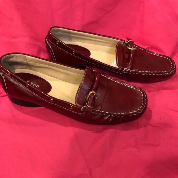 Red Me Too Loafer with Gold Buckle - Picture 1 of 9
